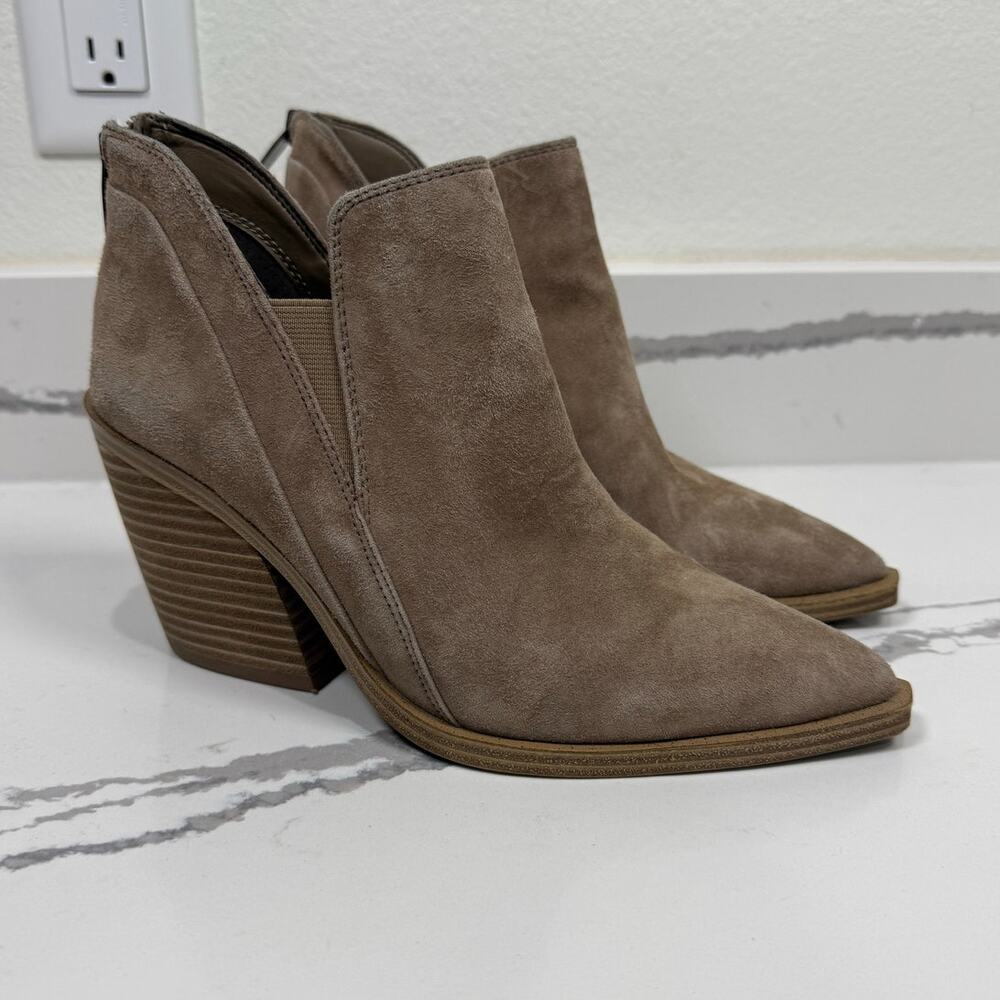 Vince Camuto Women's 7.5 Taupe Suede Ankle Booties Wedge‎ Heel Side Zip